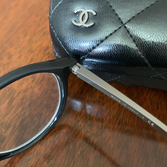 Chanel glasses. - Picture 5 of 11
